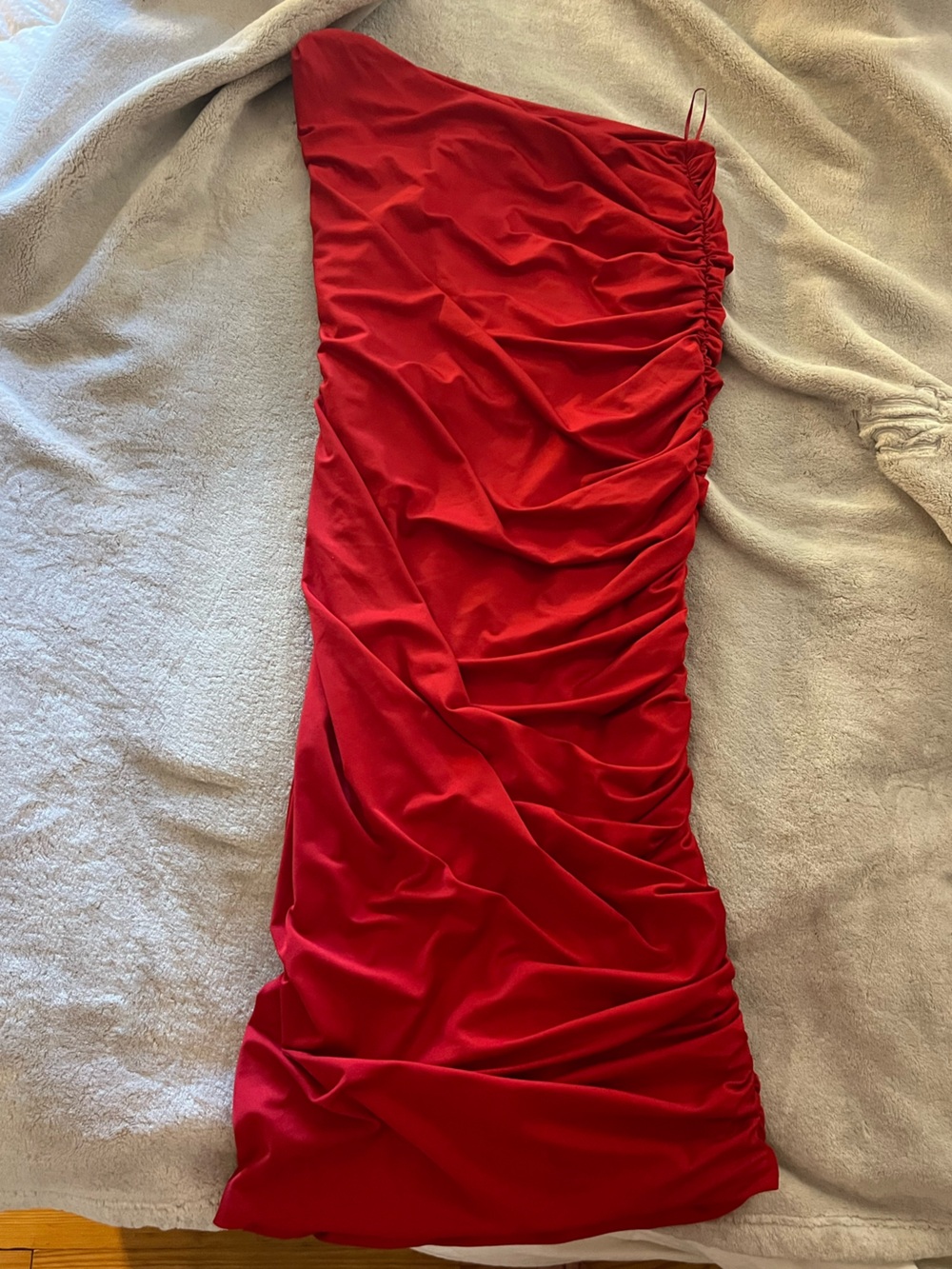 PattyBoutik Red One-Shoulder Ruched Evening Dress